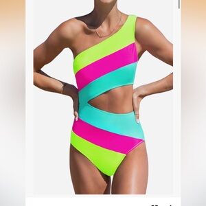 NWT Colorful One-Shoulder Cutout Swimsuit - M